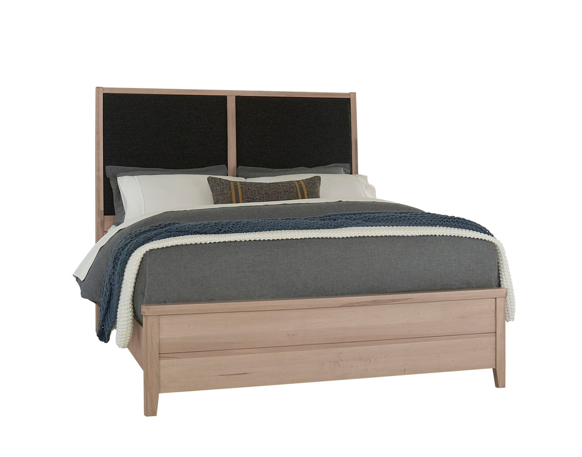Woodbridge - King Black Fabric Panels - Clear Maple