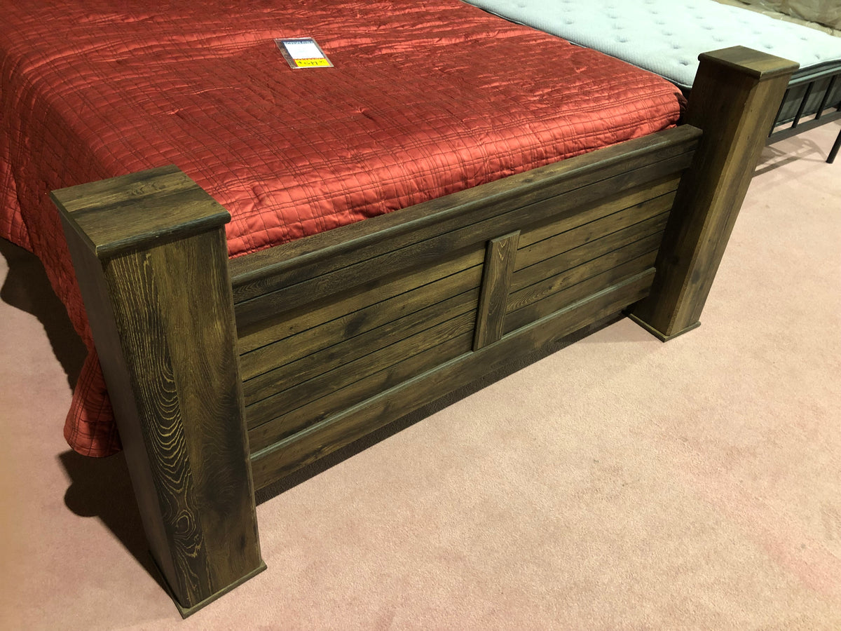 Queen Poster Bed