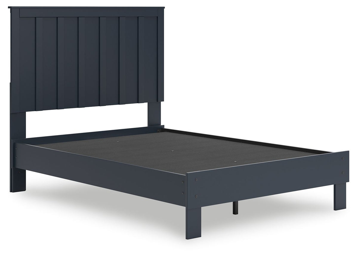 Simmenfort - Platform Bed With Panel Headboard