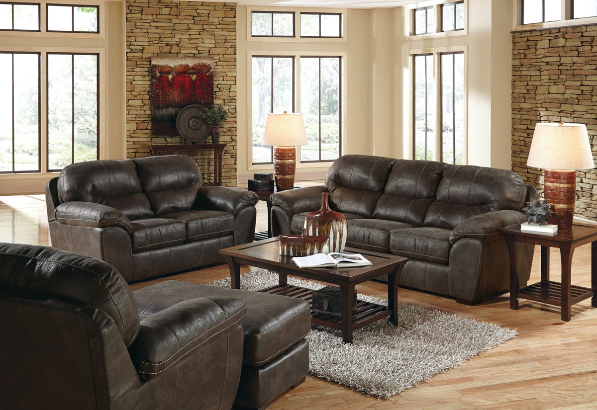 Living Room > Sofas & Loveseats