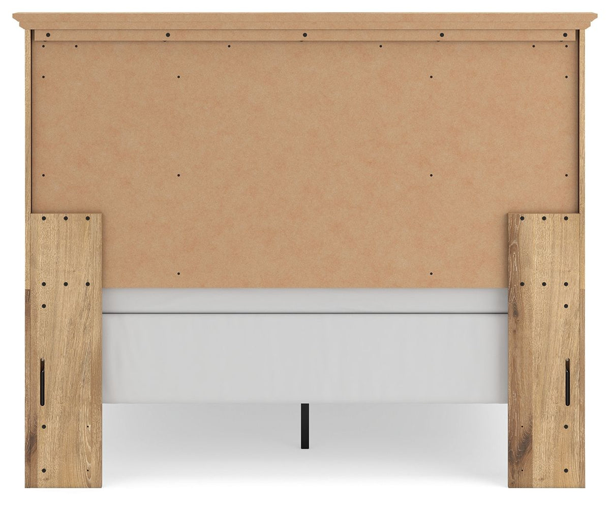 Makidern - Panel Bedroom Set