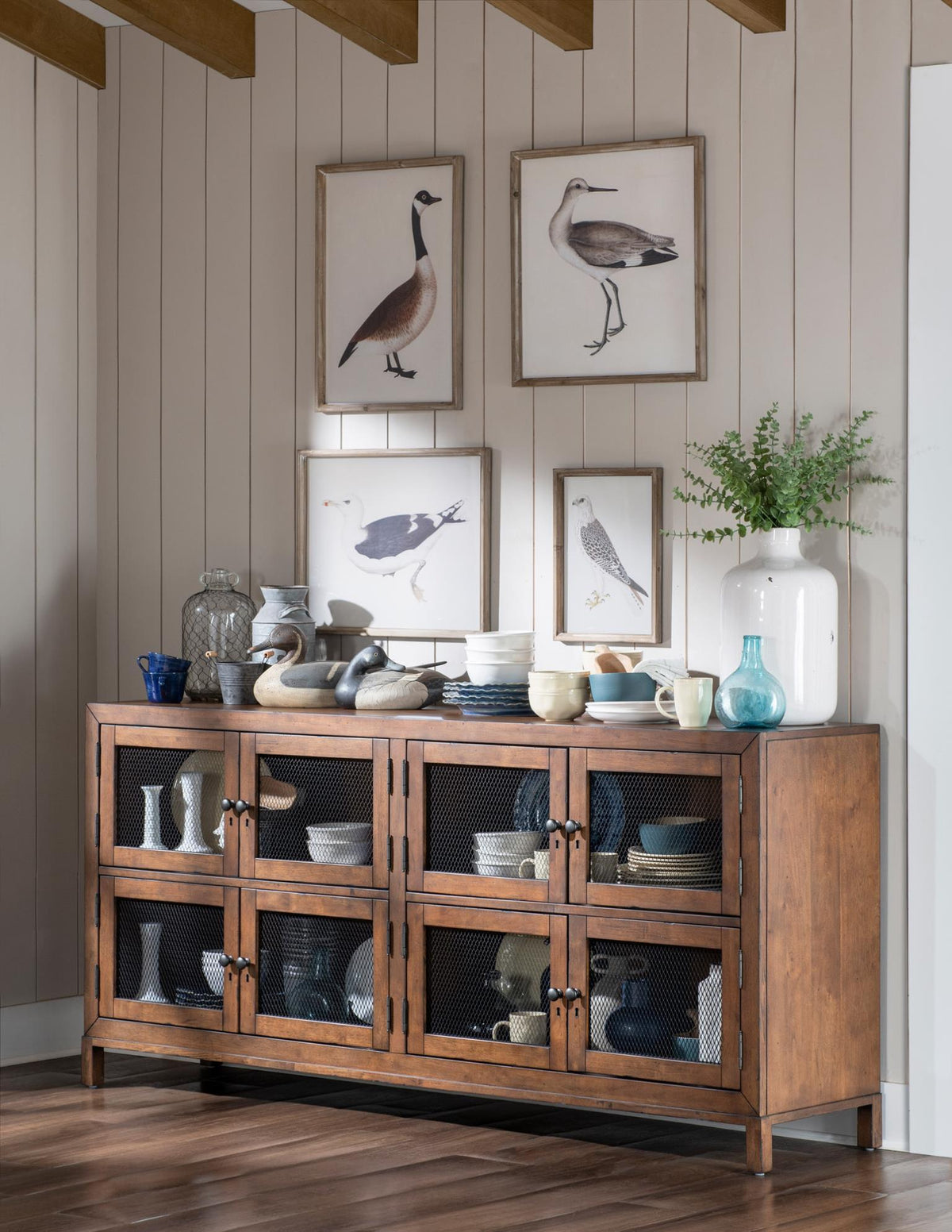 Lake House - Door Console With Front Doors