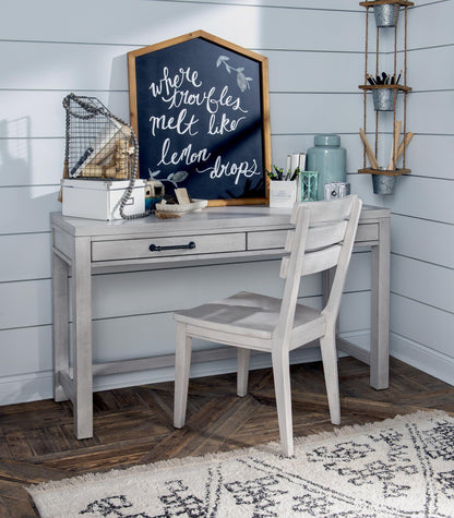 Summer Camp - Desk