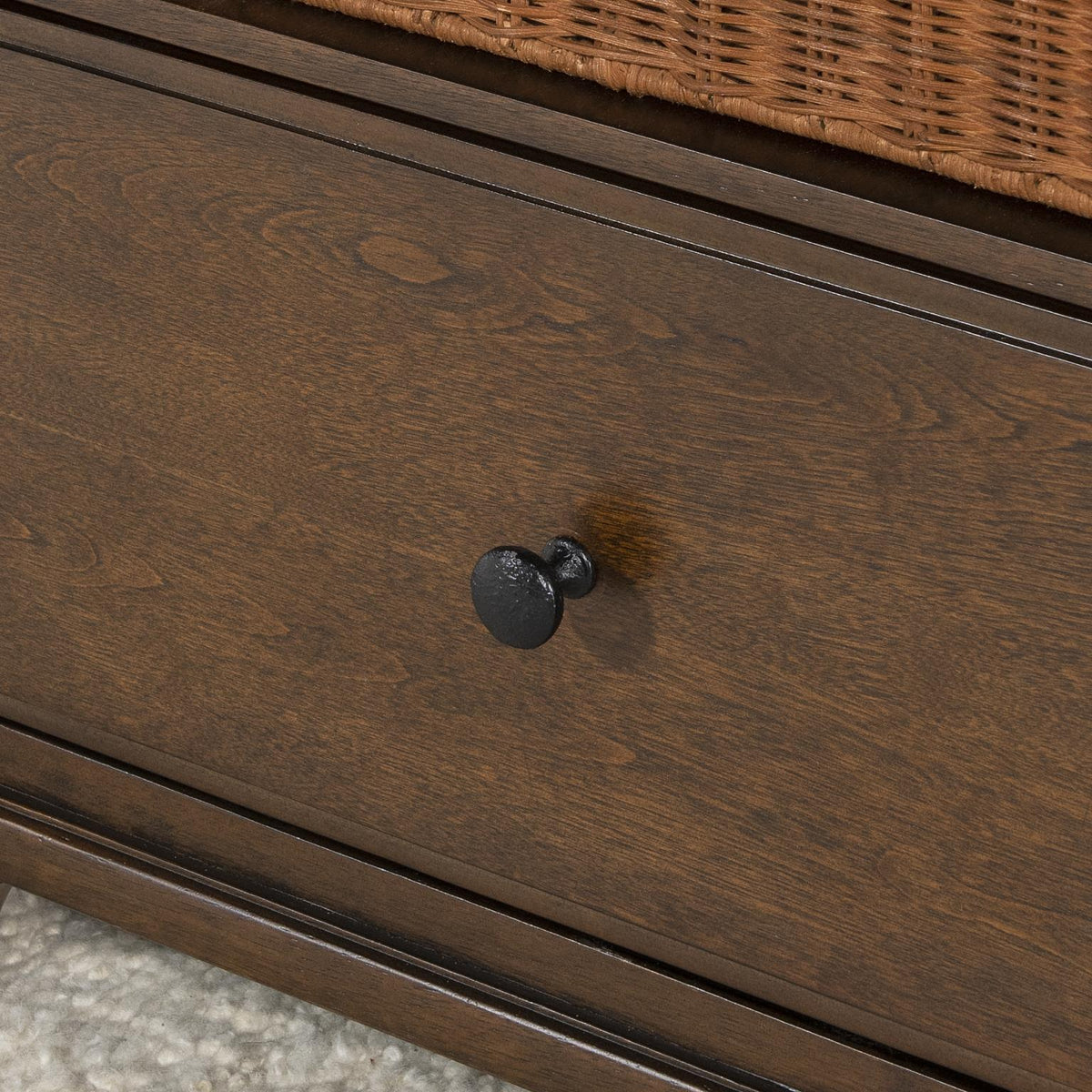 Elise - Table