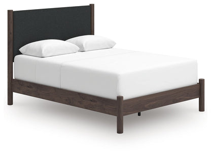 Pamytta - Upholstered Panel Bedroom Set