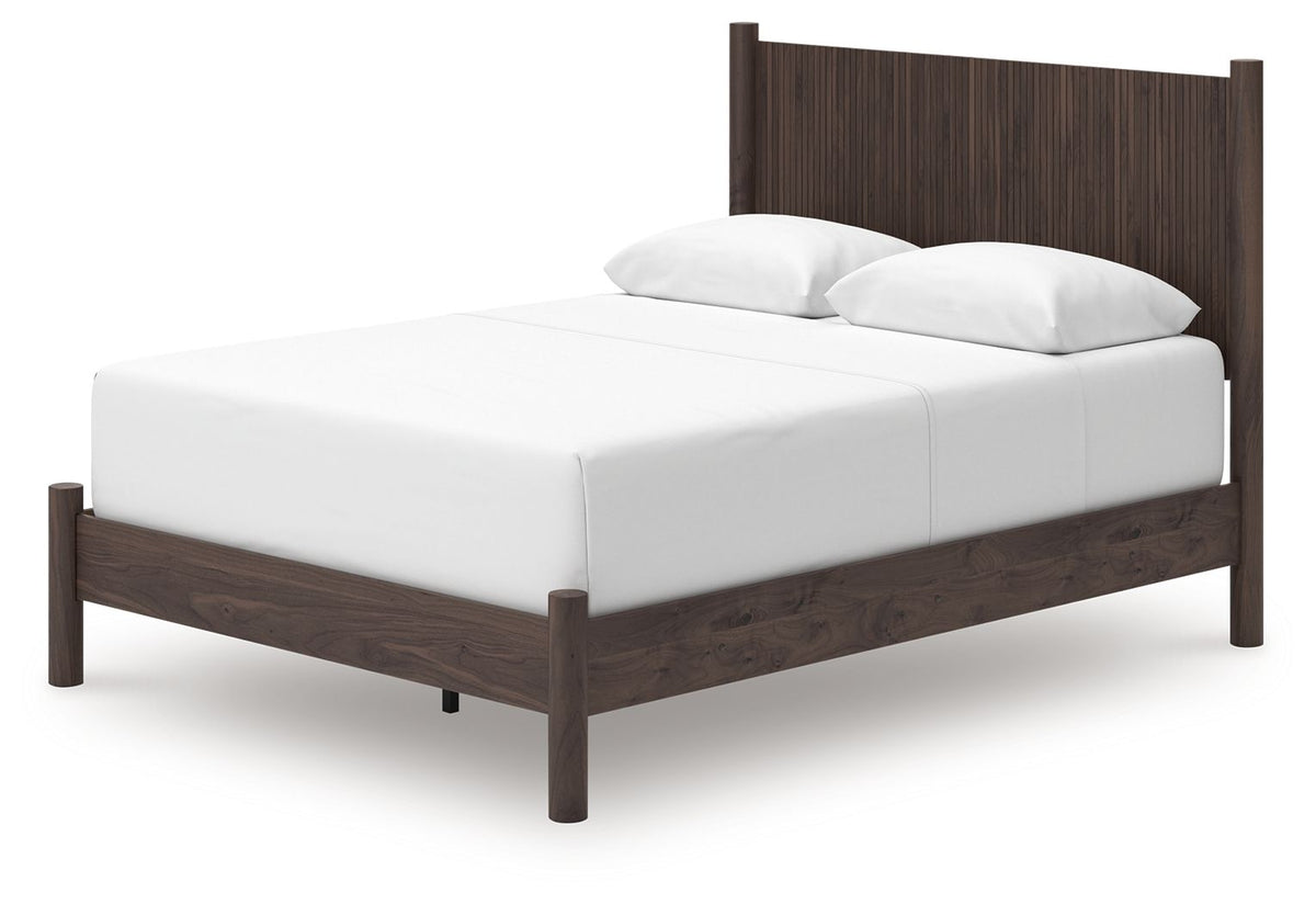 Pamytta - Panel Platform Bedroom Set