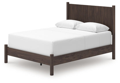 Pamytta - Panel Platform Bedroom Set