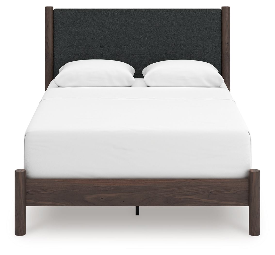 Pamytta - Upholstered Panel Bedroom Set