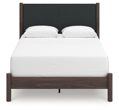 Pamytta - Upholstered Panel Bedroom Set