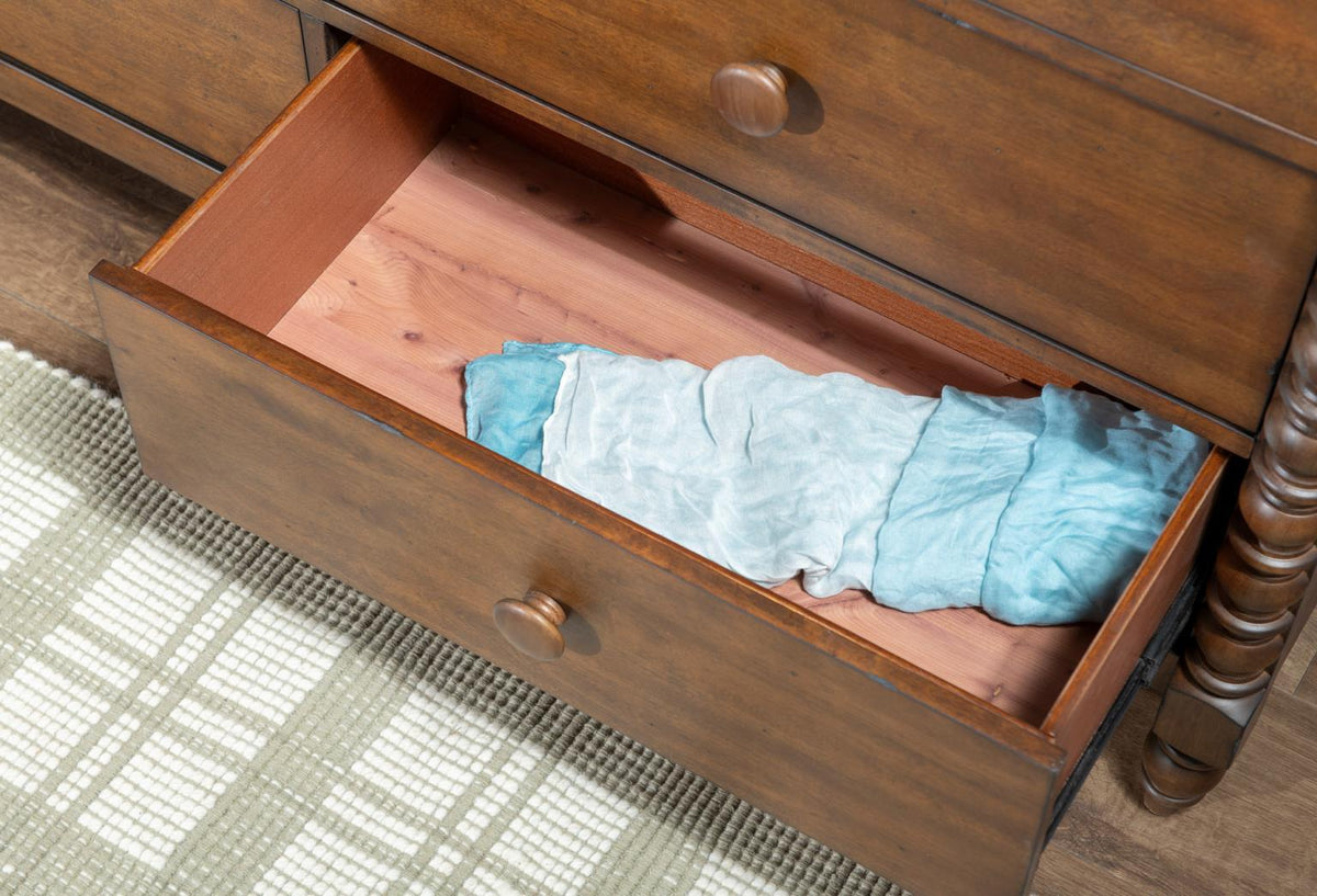 Lake House - Two Tone Dresser - Pinecone And Dried Tobacco