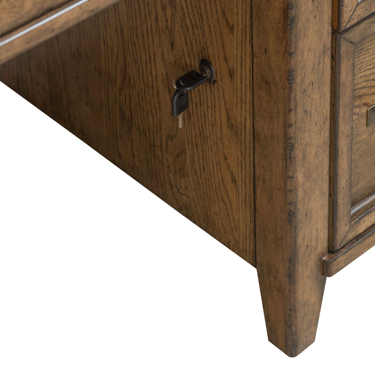 Carolina Park - Jr Executive Desk - Amber Brown