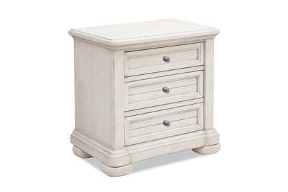 Nashville - Three Drawer Nightstand - Cloud