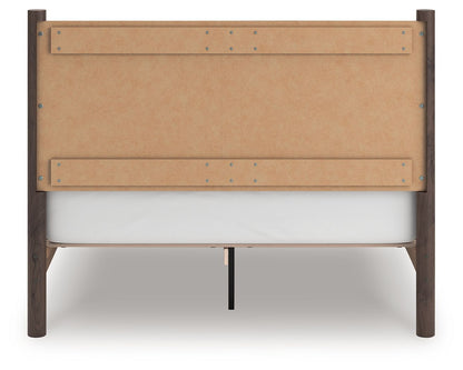 Pamytta - Panel Platform Bedroom Set