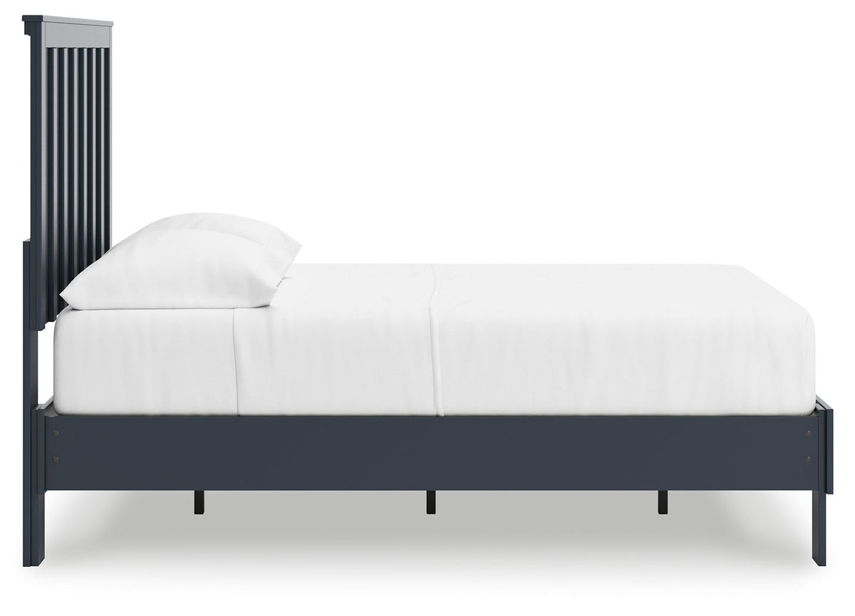 Simmenfort - Platform Bed With Panel Headboard