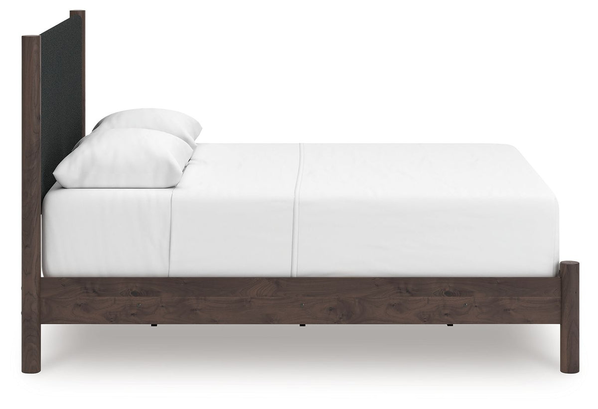 Pamytta - Upholstered Panel Bedroom Set