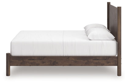 Pamytta - Panel Platform Bedroom Set