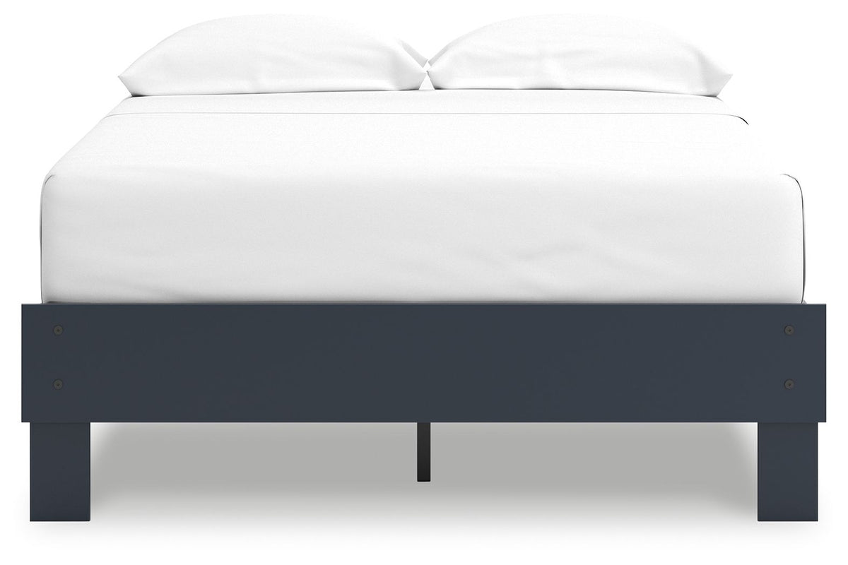 Simmenfort - Platform Bed