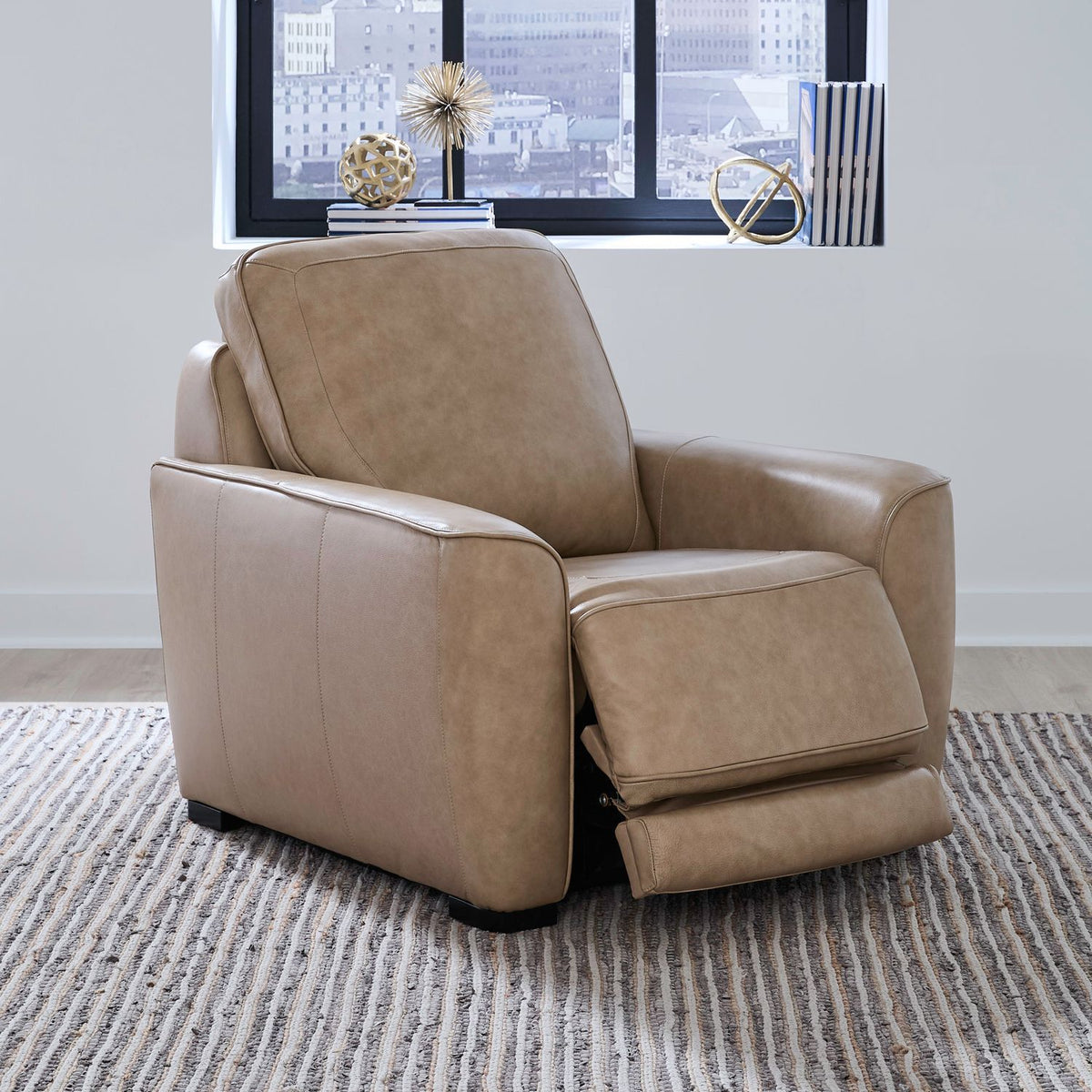 Blake - Recliner P2 & Zero Wall