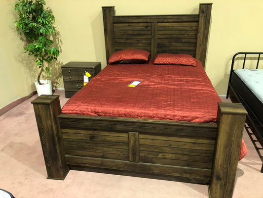 Queen Poster Bed