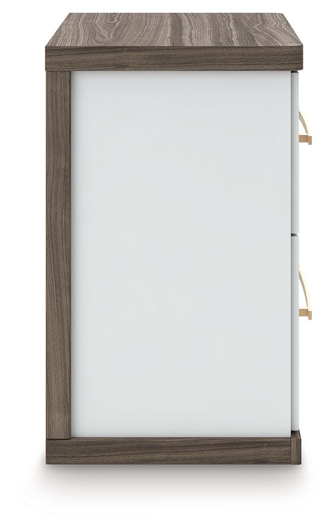 Kendanport - 3 Pc. - Dresser And 2 Nightstands - Brown / White