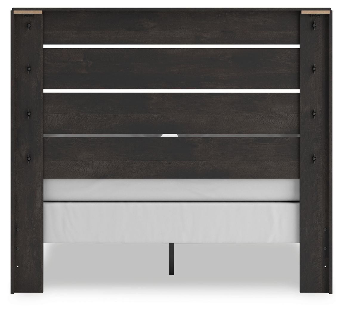 Hollivern - Panel Bedroom Set