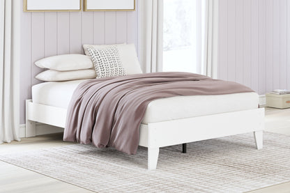 Hallityn - Platform Bed