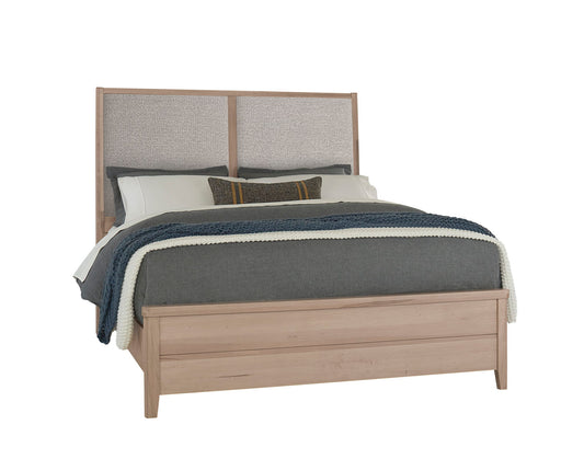 Woodbridge - King Gray Fabric Panels - Clear Maple